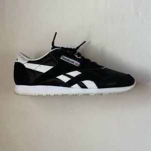 Reebok Sneakers